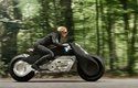 Motorka BMW VISION NEXT 100: Jízda budoucnosti