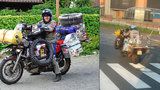 Ostravany zaskočila „nákladní“ motorka: Kolem se prohnal cestovatel Igor Brezovar