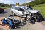 Nehodu autu a motocyklu na Vsetínsku nepřežila posádka motorky - mladý řidič a jeho spolujezdkyně