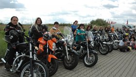 'Gang' motorkářek v Česku: Nejsme žádné mužatky!