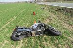 Tragická nehoda na Berounsku: Při srážce s osobním vozidlem zahynul motorkář (ilustrační foto).