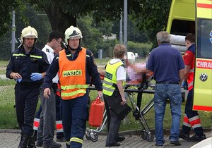 Řidič na Mladoboleslavsku srazil na přechodu holčičku (8) a ujel. (Ilustrační foto)