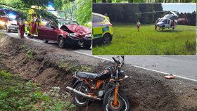 Motorkář na Jihlavsku téměř rozpůlil auto: Přežil jen zázrakem