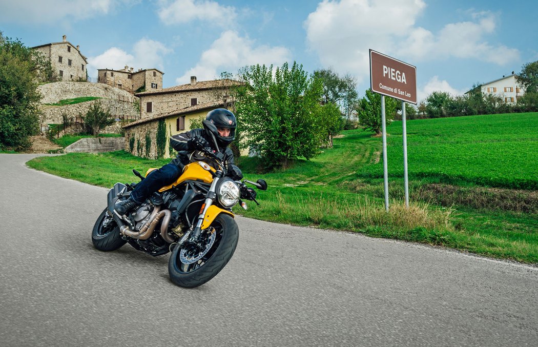 Ducati Monster 821