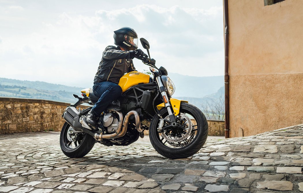 Ducati Monster 821