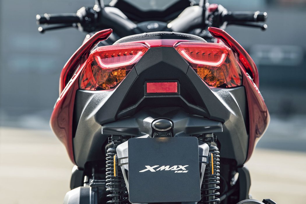 Yamaha X-Max 125