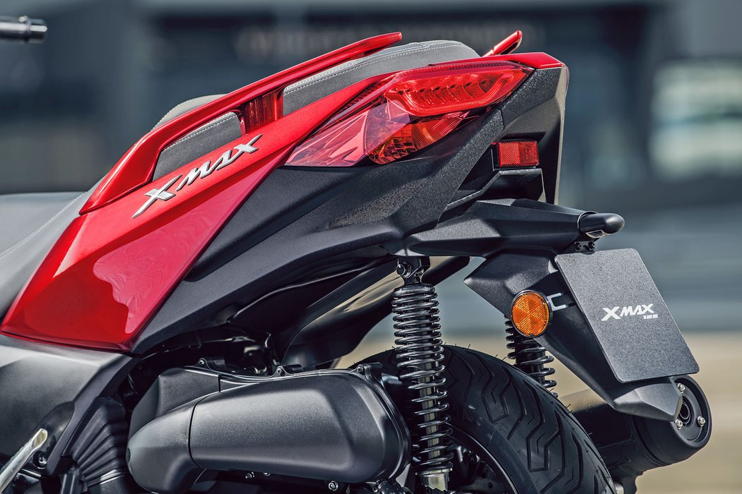 Yamaha X-Max 125