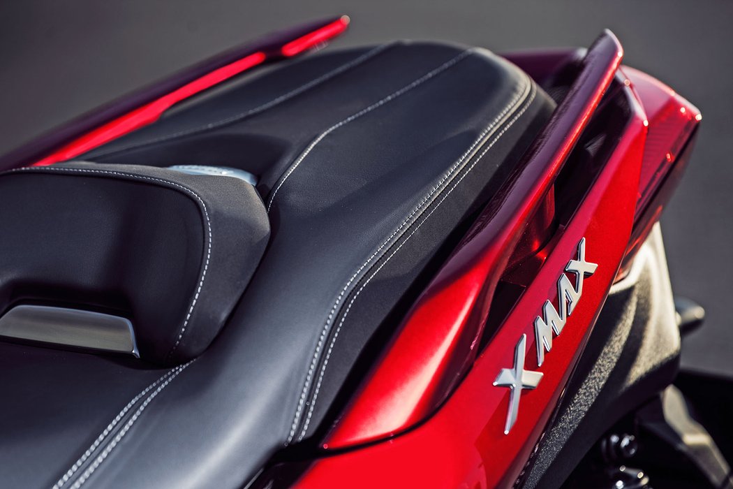 Yamaha X-Max 125