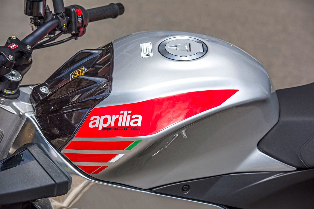 Aprilia Tuono V4 1100 RR