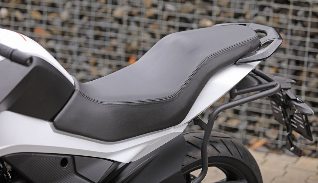 CF Moto 650MT