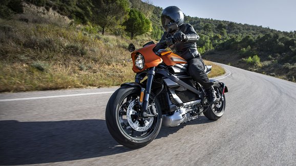 Harley-Davidson LiveWire se moc neprodává. Neláká mladší kupce