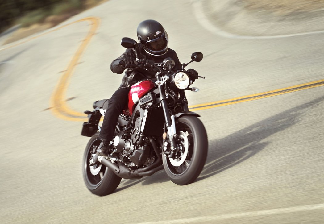 Yamaha XSR700 a XSR900