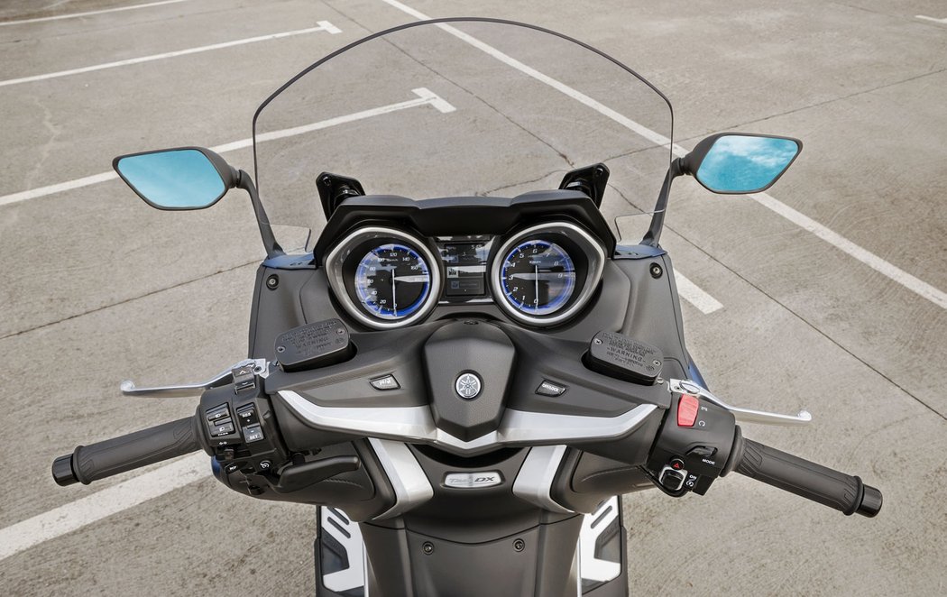 Yamaha TMAX SX Sport Edition