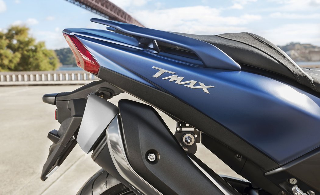 Yamaha TMAX SX Sport Edition