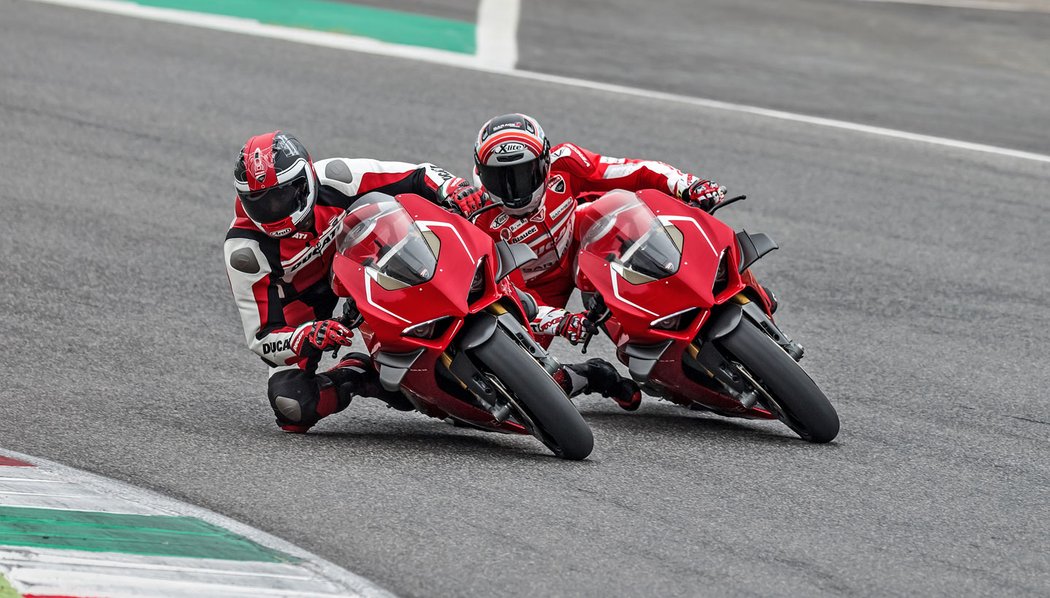 Ducati Panigale V4 R