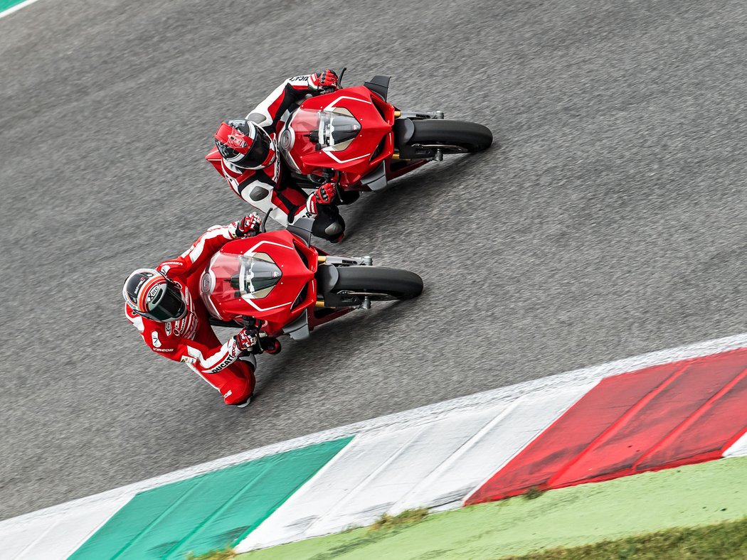 Ducati Panigale V4 R