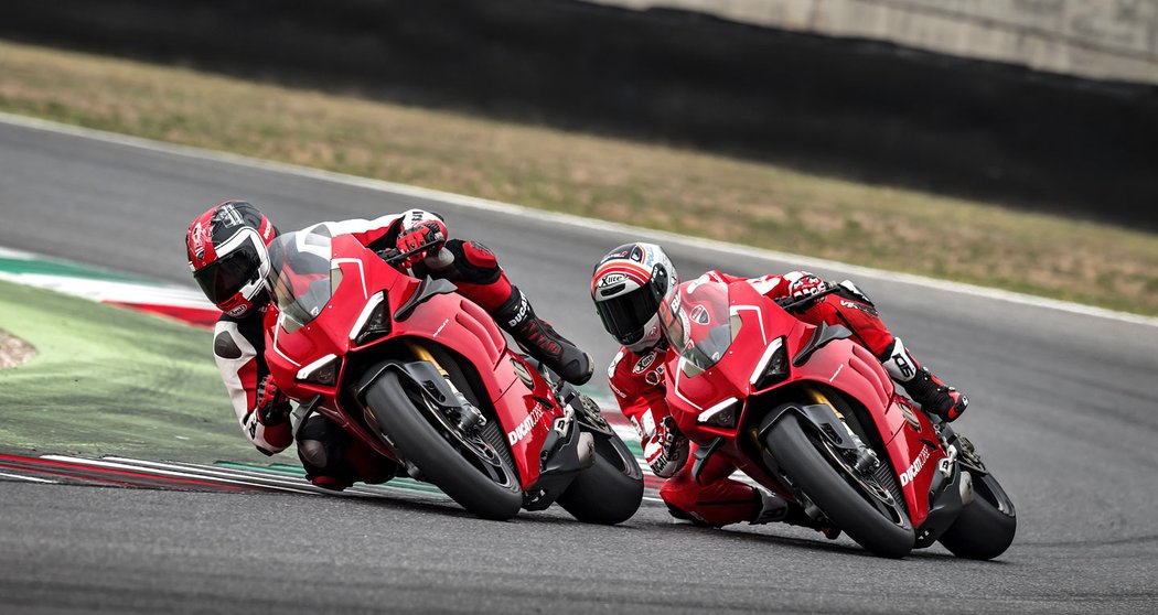 Ducati Panigale V4 R