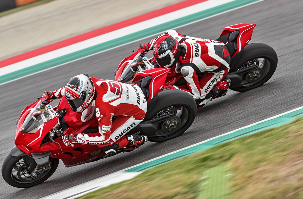 Ducati Panigale V4 R