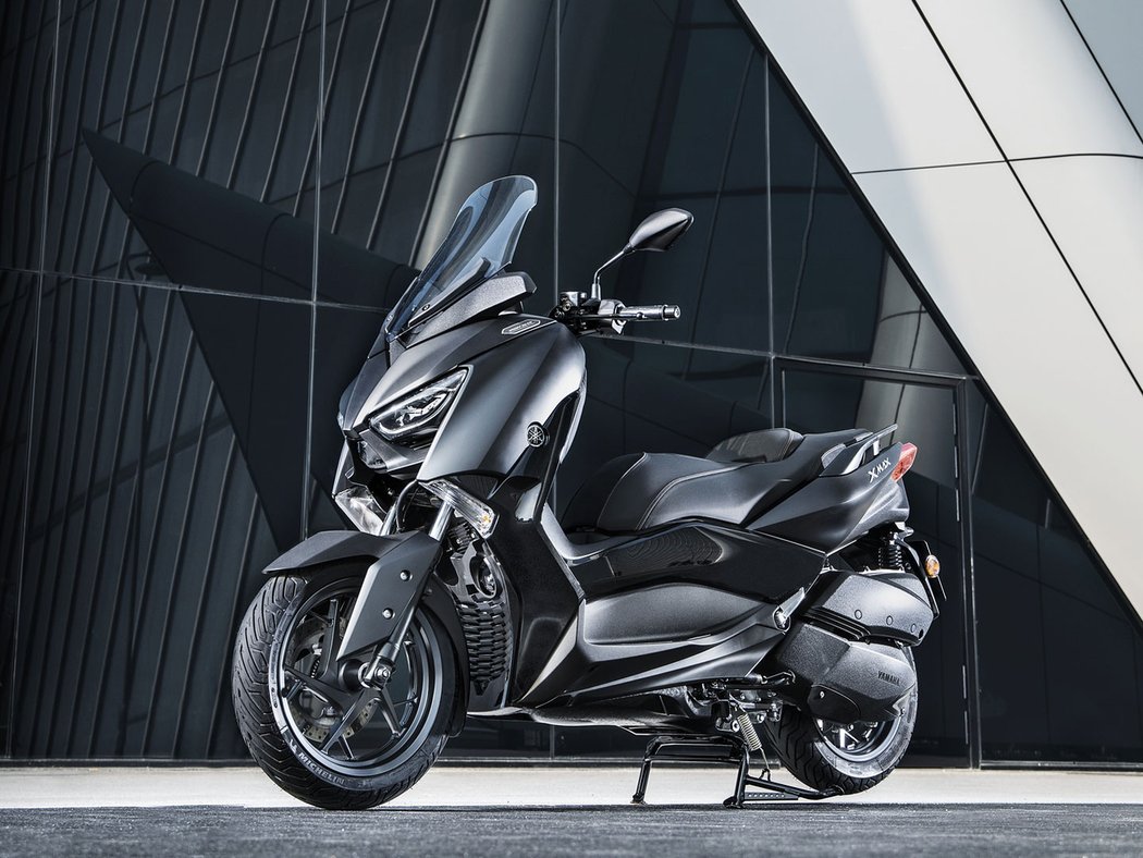 Yamaha XMax Iron Max