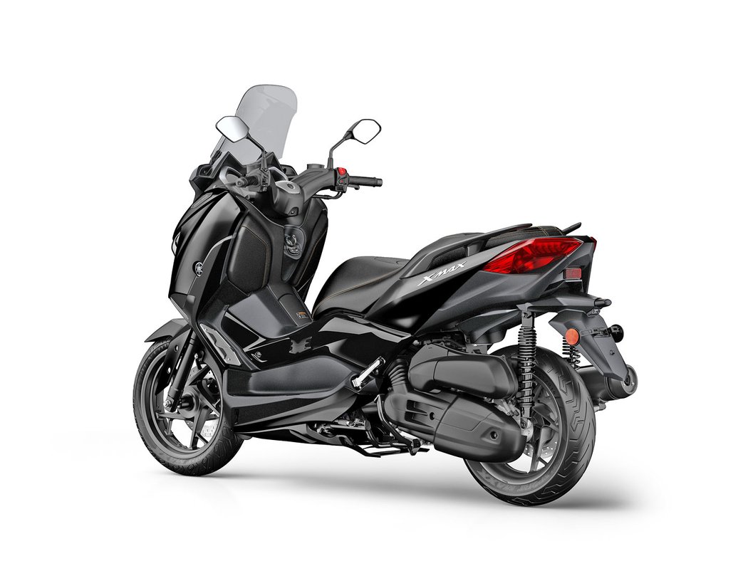 Yamaha XMax Iron Max