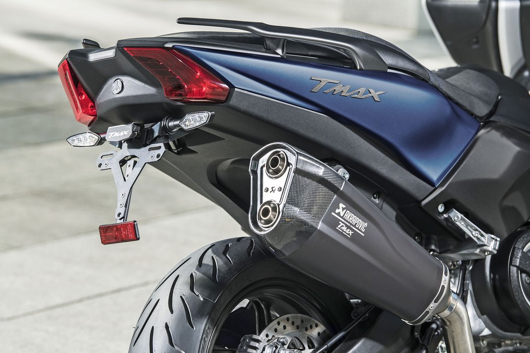 Yamaha XMax Iron Max