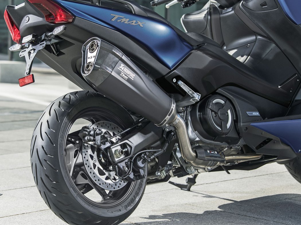 Yamaha XMax Iron Max