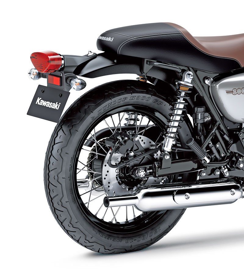 Kawasaki W800 Street a W800 CAFE