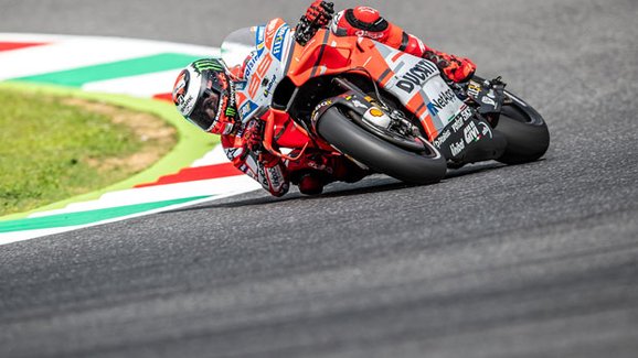 Přestupy v MotoGP: Lorenzo pojede s hondou!