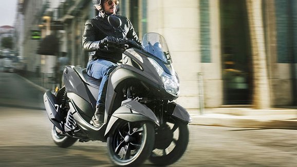 Yamaha Tricity 125 se třemi koly je stvořena pro město