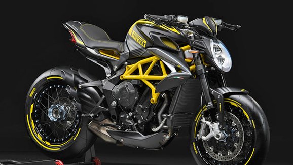 MV Agusta uvádí limitovanou edici Dragster 800 RR Pirelli ve dvou verzích