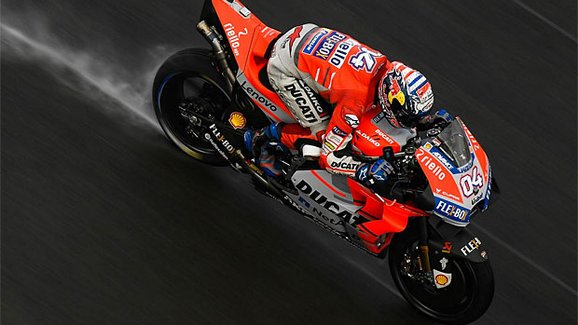 Motocyklová VC Valencie 2018: Přerušený závod MotoGP vyhrál Dovizioso