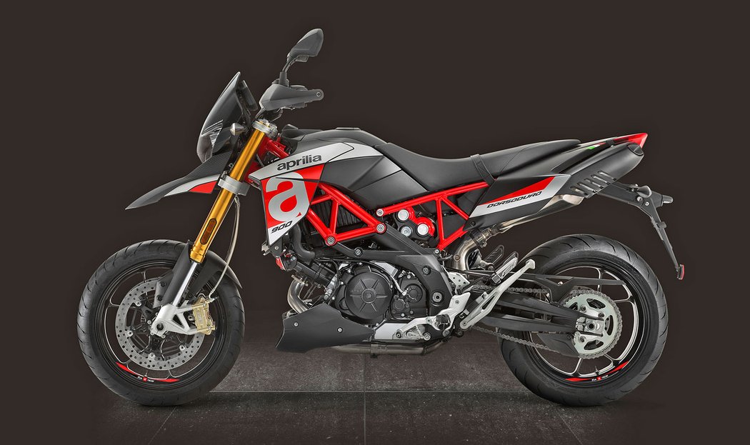 Aprilia Dorsoduro 900