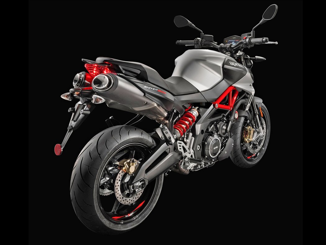 Aprilia Shiver 900