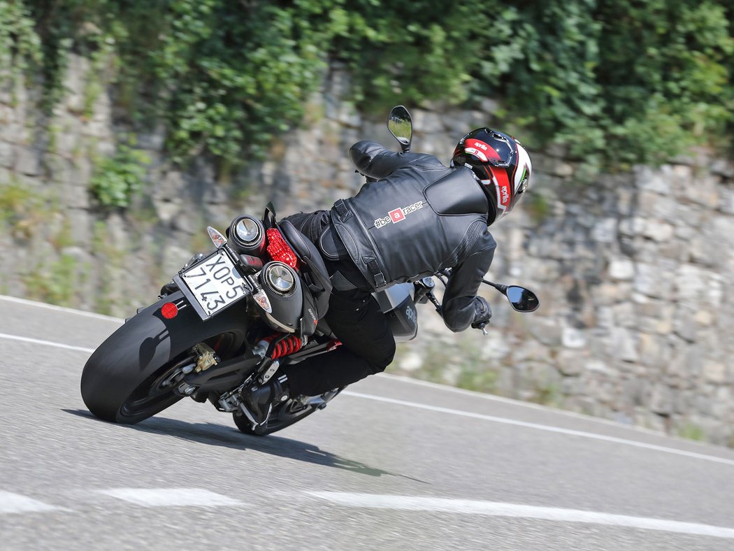 Aprilia Shiver 900