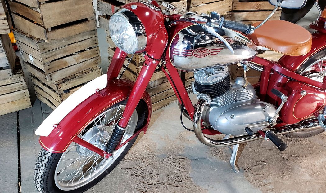 Jawa 250 typ 11 (1948)