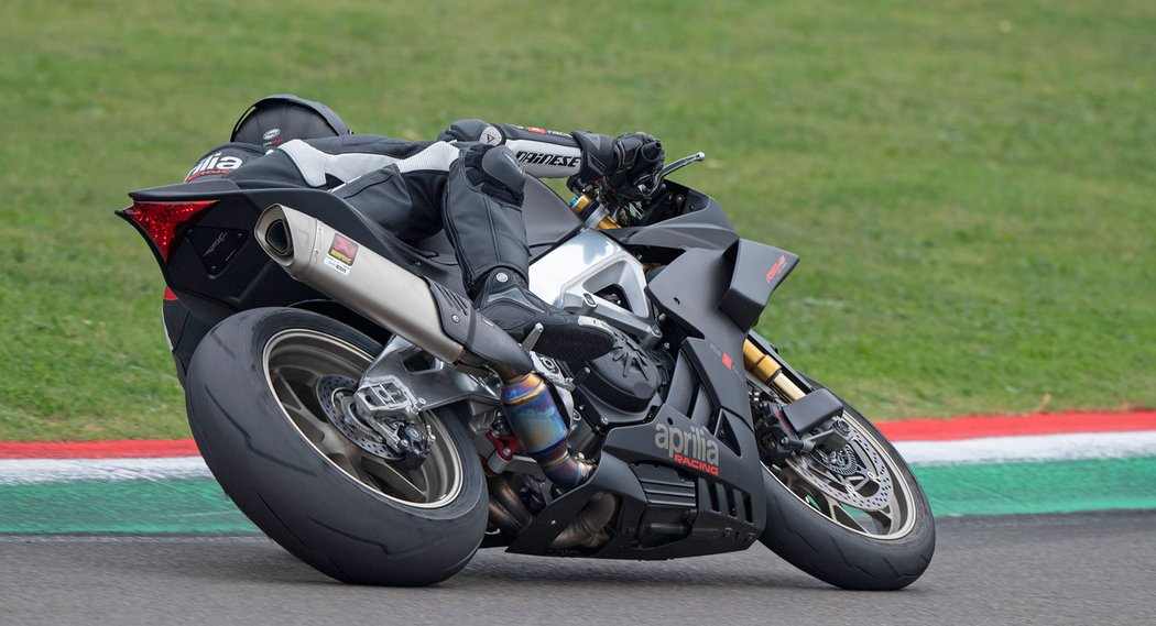 Aprilia RSV4 1100 Factory