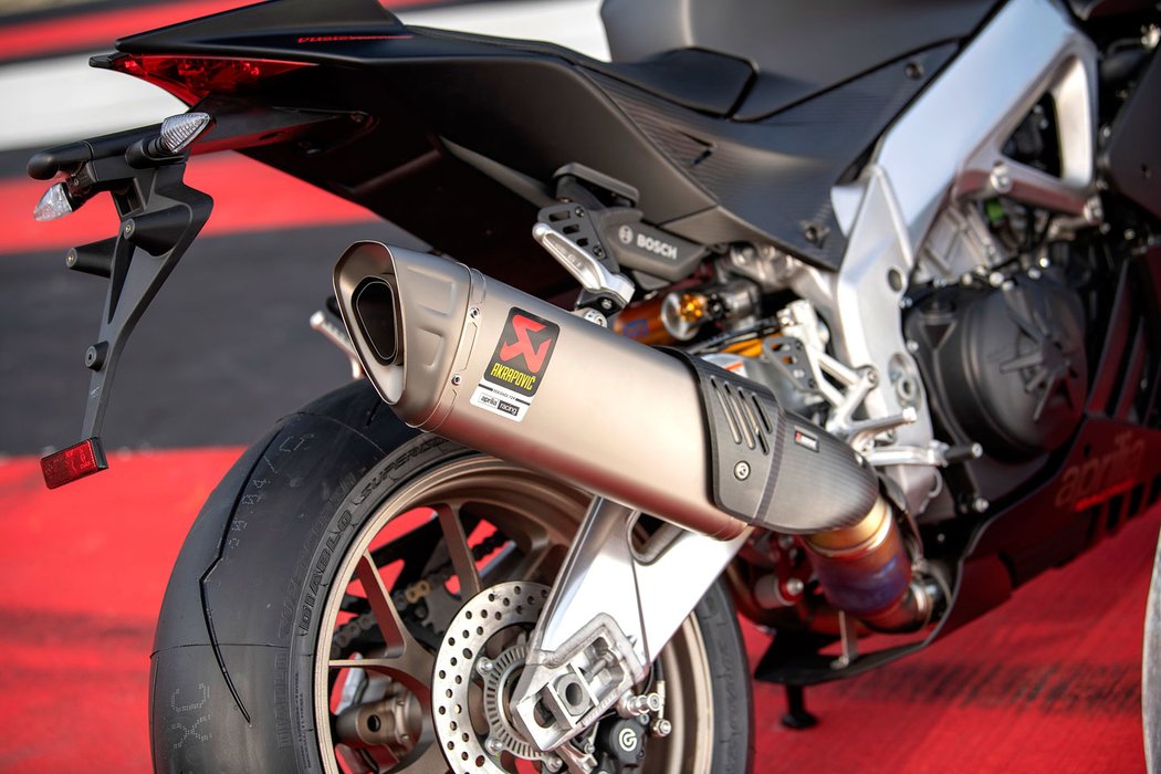 Aprilia RSV4 1100 Factory