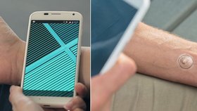 Motorola zabezpečuje své mobily elektronickým tetováním.