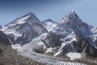 Už jste byli na Mount Everestu? Úžasná fotografie s 2 miliardami pixelů vás tam zavede