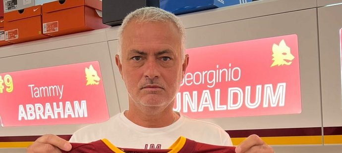 Portugalský trenér José Mourinho chová k Taylorovi velkou nenávist
