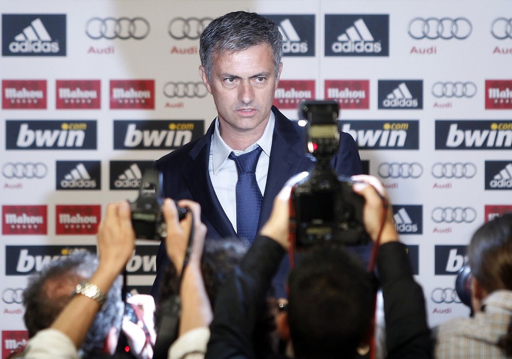 José Mourinho představen jako nový kouč Realu Madrid.