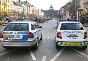 Policisté si v centru Prahy došlápli na hříšníky.