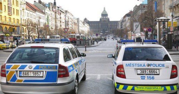 Policisté si v centru Prahy došlápli na hříšníky.