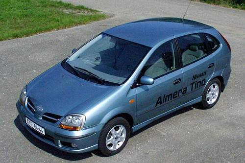 Nissan Almera Tino