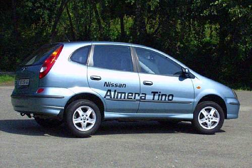 Nissan Almera Tino