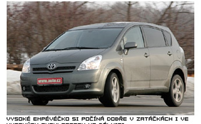 mpv toyota testy