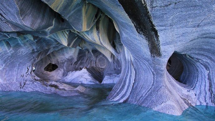 Mramorové jeskyně u jezera General Carrera, Chile