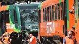 Srážka vlaků na jihu Čech! Mezi raněnými jsou děti. Musel přiletět vrtulník