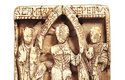 Řezba z mrožoviny z 10. až 11. století zobrazuje Ježíše Krista