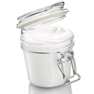 Vyživující tělový krém s minerály z Mrtvého moře, Planet Spa, Avon, 200 ml za 179 Kč.